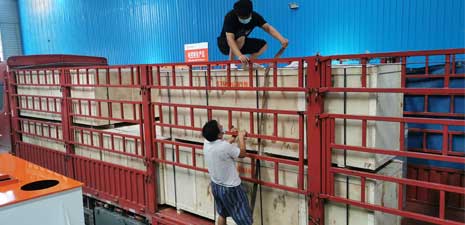 5臺(tái)脈沖除塵器，2條皮帶輸送機(jī)，22kw空壓機(jī)已發(fā)往巴拉圭 