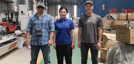 中亞客戶訪問強福機械購買飼料膨化設(shè)備